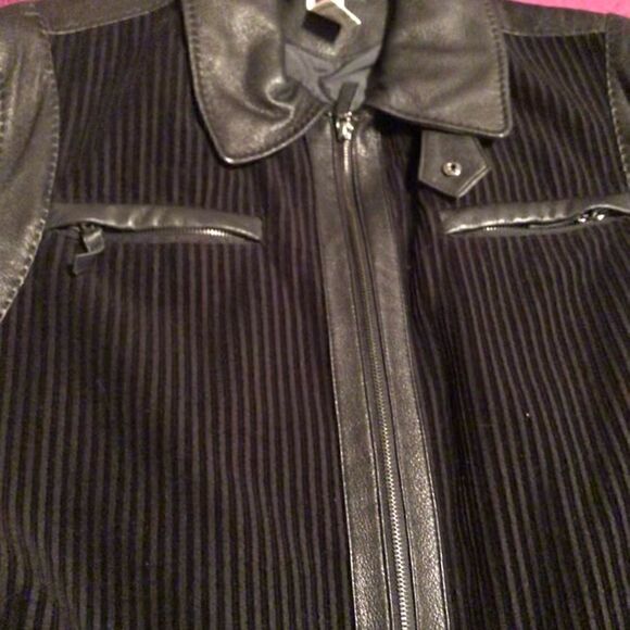 Torras jacket - bomber style - Corduroy W/ leather accents leather accent- lined - Picture 2 of 10